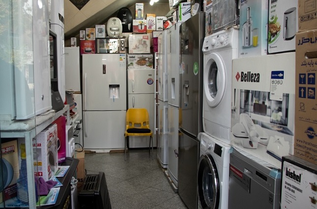 ادامه ممنوعیت ورود لوازم خانگی