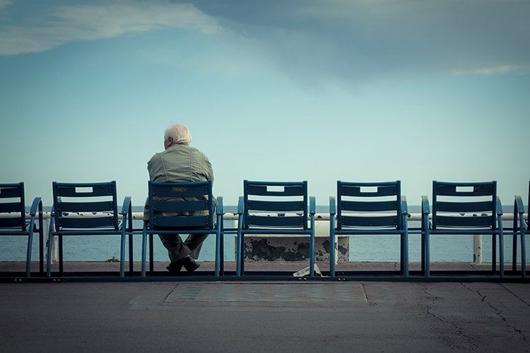 زندگی به تنهایی