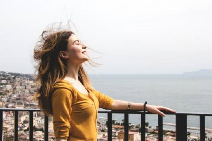 فرمول شاد بودن حتی در سخت ترین شرایط شاد بودن