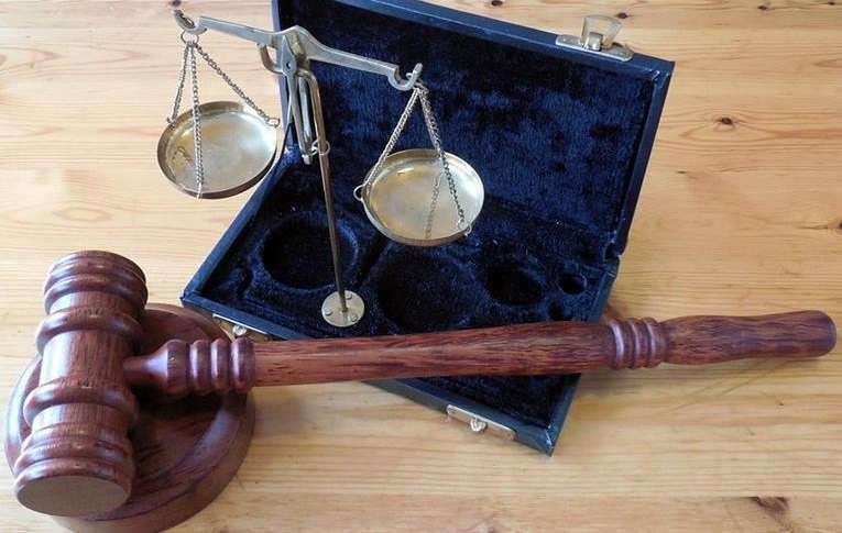 بازداشت وکلای شاکی مدیریت کرونا بازداشت وکلای شاکی مدیریت کرونا