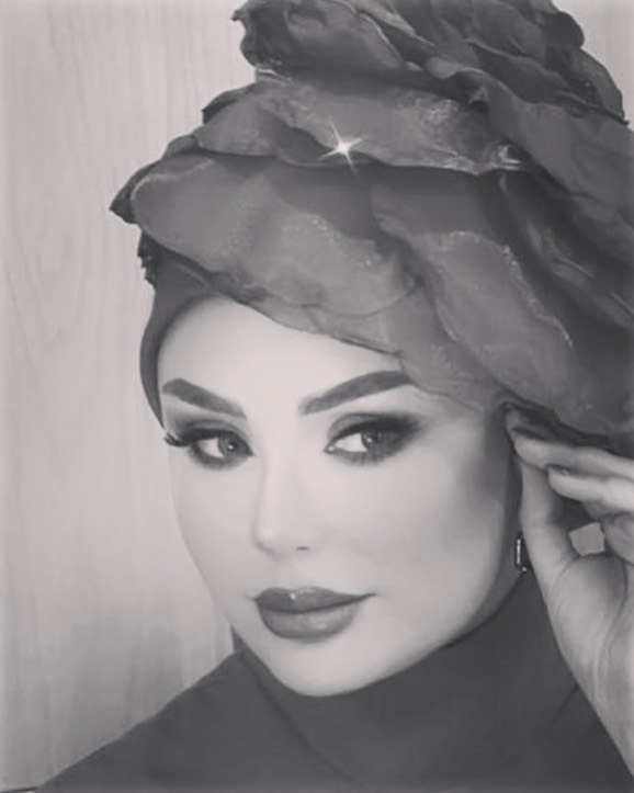 آرایش غلیظ نیوشا ضیغمی + عکس