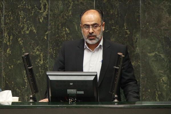 واکسیناسیون دانشآموزان شرط حداقلی بازگشایی مدارس است واکسیناسیون دانشآموزان شرط حداقلی بازگشایی مدارس است