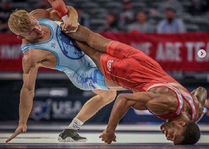 فینالیستهای ۴ وزن نخست کشتی آزاد قهرمانی جهان کشتی آزاد