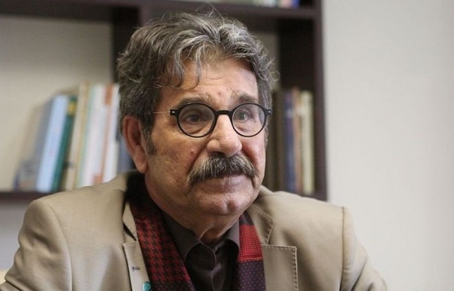 عزتالله مهرآوران از خواب مصنوعی خارج شد عزتالله مهرآوران از خواب مصنوعی خارج شد