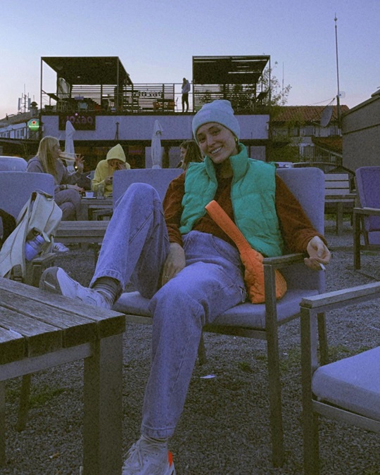 فرشته حسینی در حال سیگار کشیدن + عکس فرشته حسینی در حال سیگار کشیدن + عکس