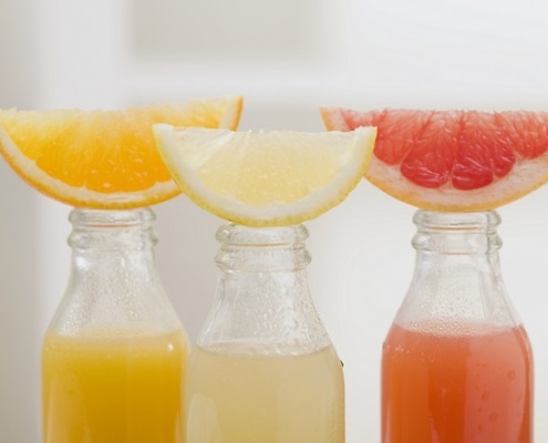 نوشیدنیهای رژیمی مغز را وادار به احساس گرسنگی میکنند نوشیدنیهای رژیمی مغز را وادار به احساس گرسنگی میکنند