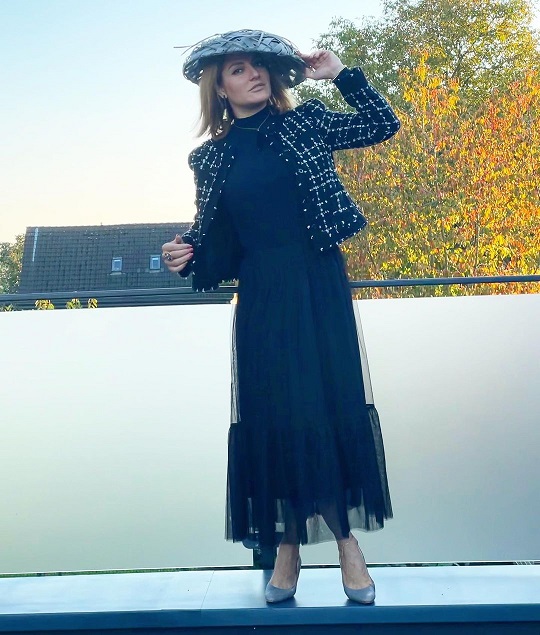 تیپ جالب مهناز افشار با کلاه حصیری + عکس