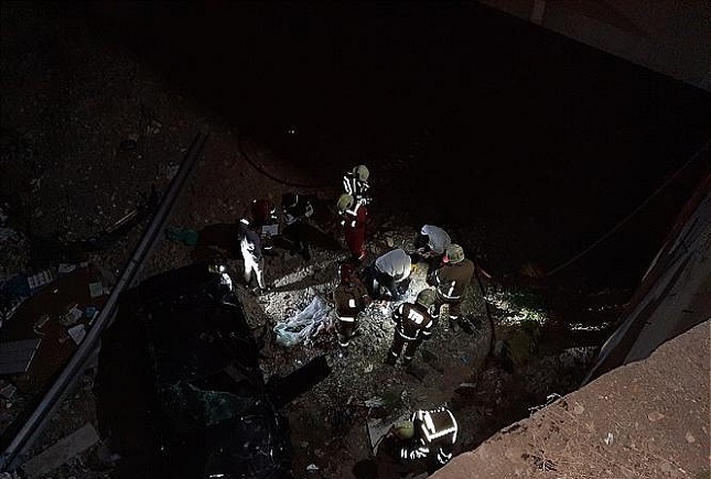 سقوط آزاد خودرو 