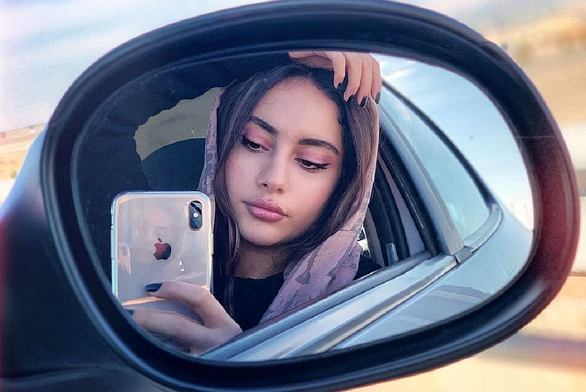 ترلان پروانه ترلان پروانه