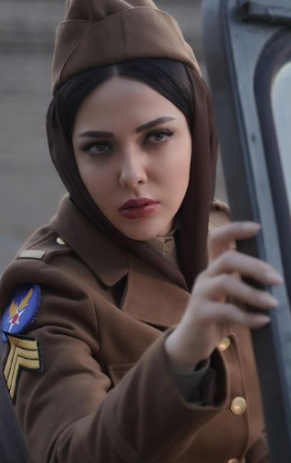 لیلا اوتادی نظامی شد/ عکس