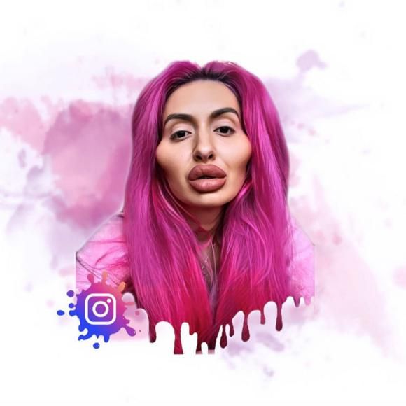 رکورد بزرگترین گونههای دنیا بدست این خانم شکسته شد رکورد بزرگترین گونههای دنیا بدست این خانم شکسته شد