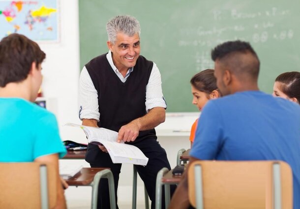 معیارهای استخدام معلم در کشورهای پیشرفته معیارهای استخدام معلم در کشورهای پیشرفته