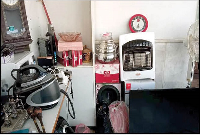 زاغهای تبهکار خانههای مشهد را خالی میکردند زاغهای تبهکار