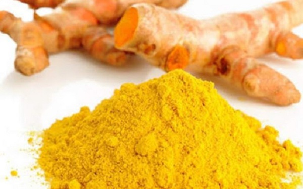 با زردچوبه و زنجبیل درد های مفصلی را از بین ببرید