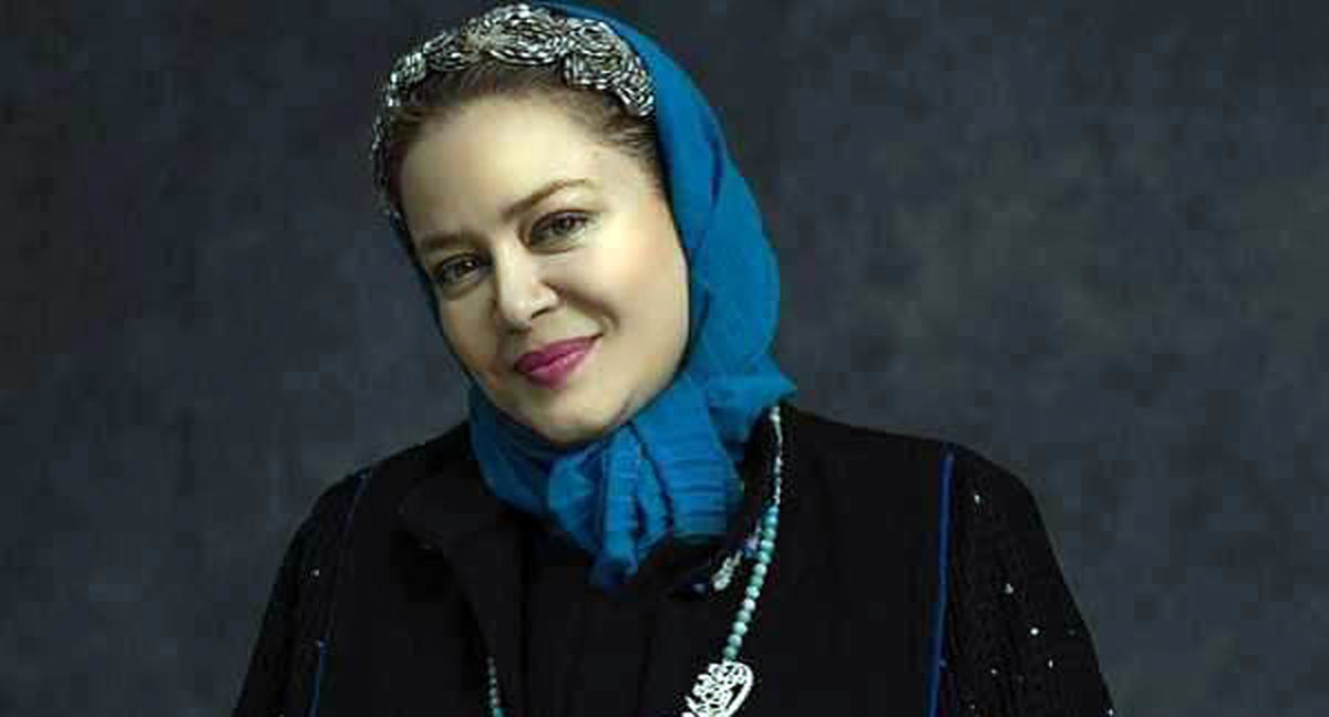 انتقاد تند و تیز آقای کاریکاتوریست از بهاره رهنما انتقاد تند و تیز آقای کاریکاتوریست از بهاره رهنما