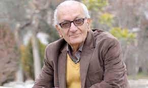  جلال مقامی: با کمک واکر راه میروم