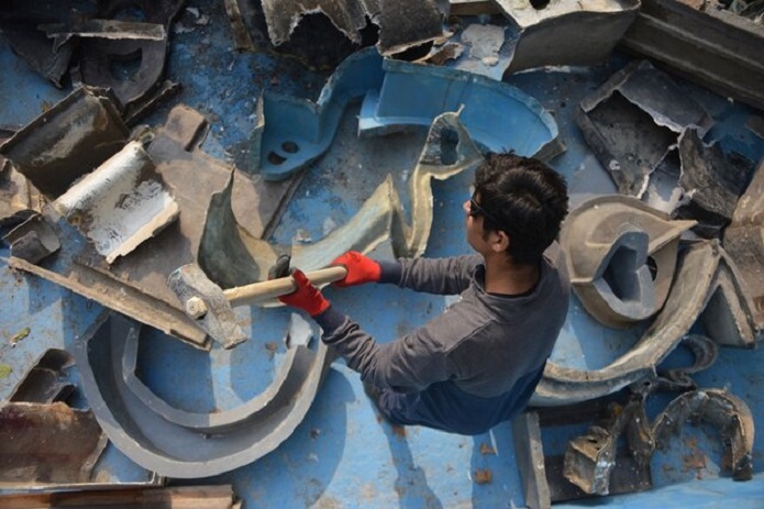 قالبهای مجسمههای «هیچ» تناولی معدوم شد قالبهای مجسمههای «هیچ» تناولی معدوم شد