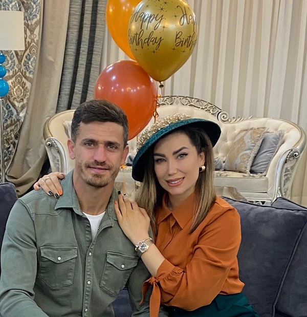 همسر وریا غفوری بدون حجاب در تولد کاپیتان!