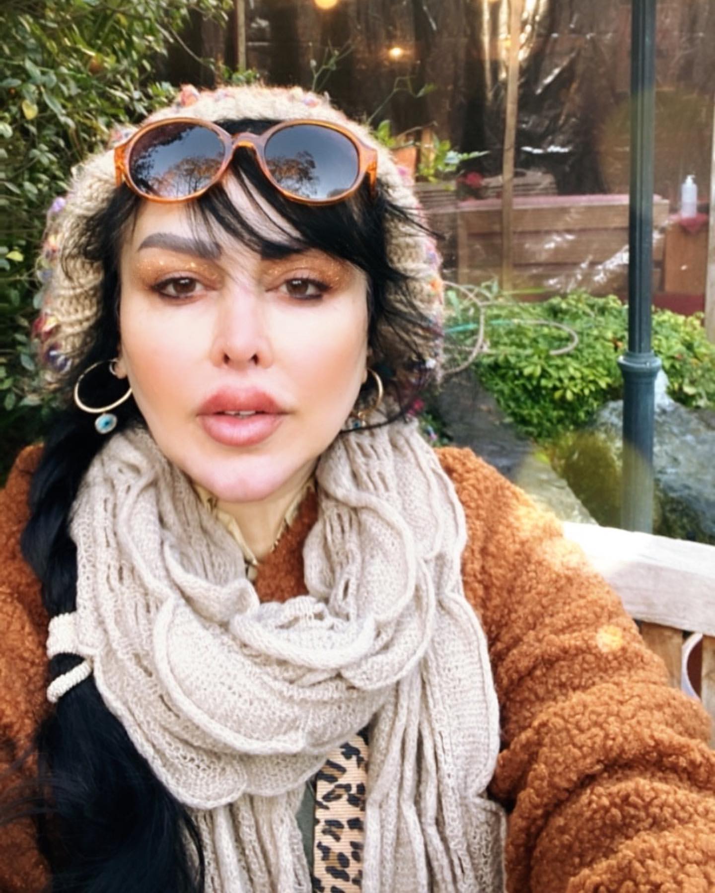 سلفی فلور نظری با چهره به شدت متفاوت + عکس سلفی فلور نظری با چهره به شدت متفاوت + عکس