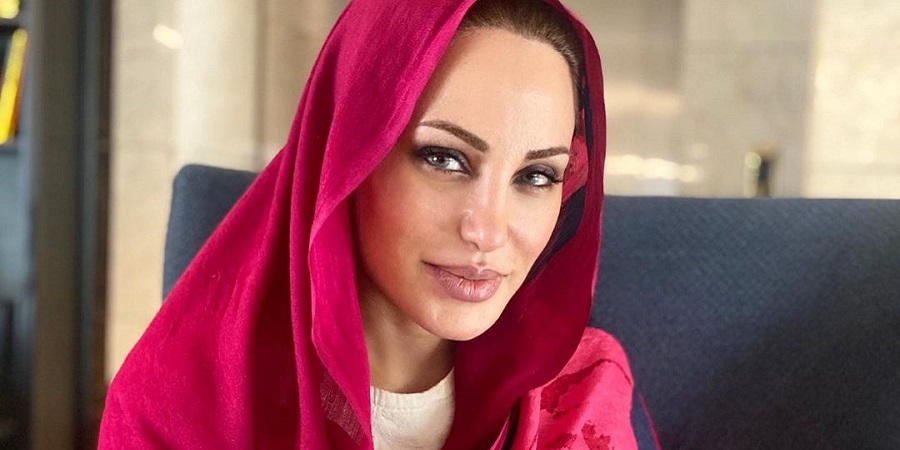 بدل آنجلینا جولی 