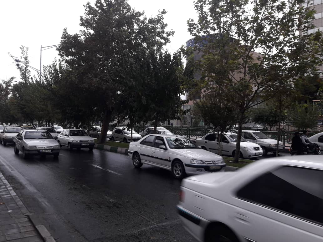 ترافیک تهران در روز بارانی