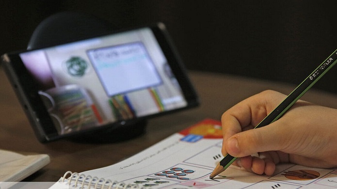 ۳۰ درصد دانشآموزان تبلت و اینترنت ندارند آموزش و پرورش