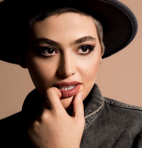 ریحانه پارسا 