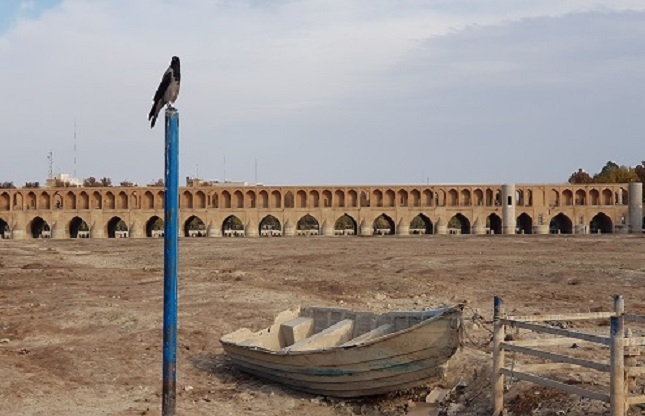خشکشدن زایندهرود و فرونشست ۲متری خشکشدن زایندهرود و فرونشست ۲متری