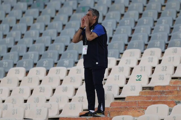 اعتراض کمک سرپرست استقلال به عملکرد داوری استقلال