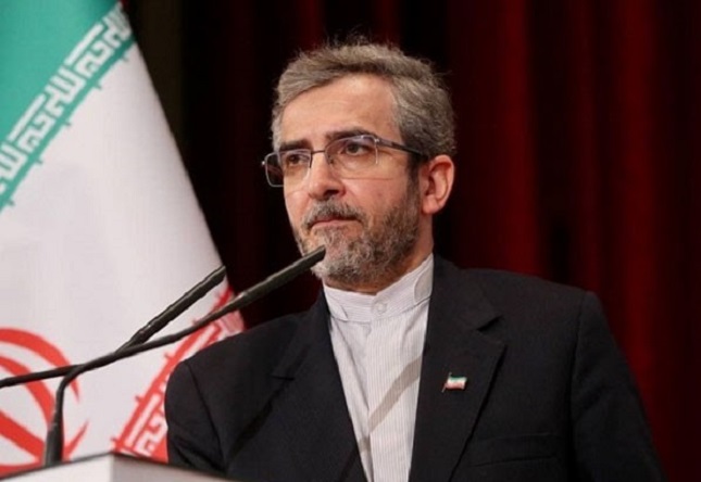 باقری: از خواستههایمان عقبنشینی نمیکنیم باقری: از خواستههایمان عقبنشینی نمیکنیم