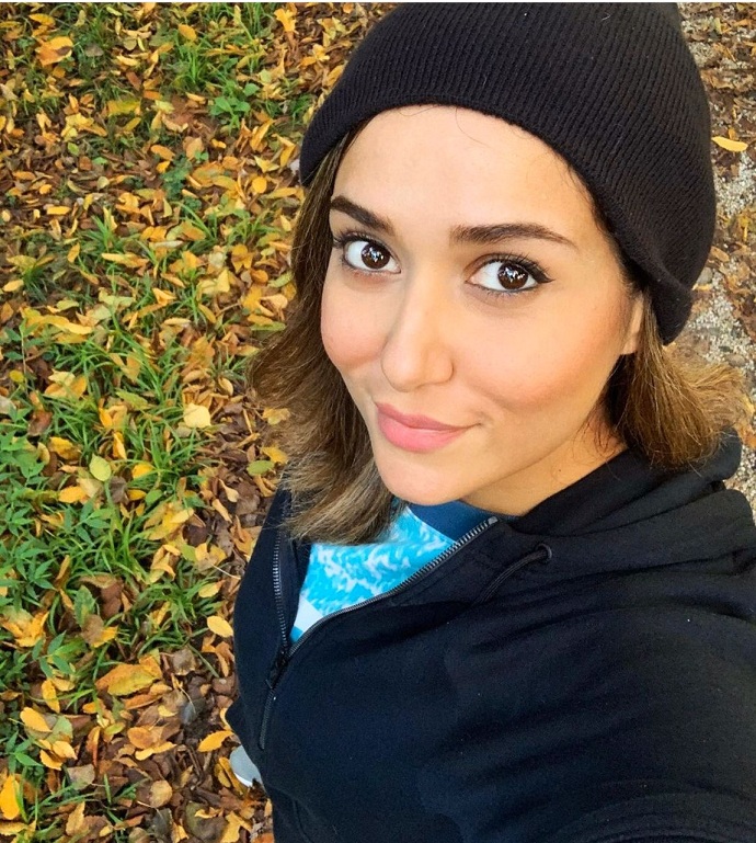 پریناز ایزدیار با عکس های پاییزی پریناز ایزدیار با عکس های پاییزی