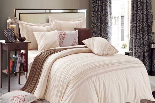 این ۵ روتختی اتاق خواب شما را منحصربهفرد میکنند این ۵ روتختی اتاق خواب شما را منحصربهفرد میکنند