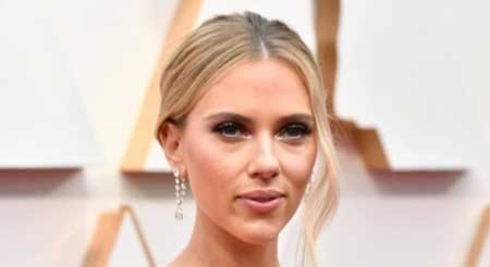 اسکارلت جوهانسون