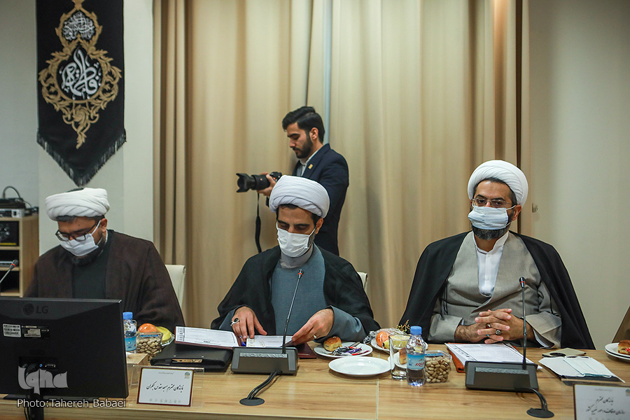 اجلاسیه آستانهای مقدس به صرف پسته خندان! اجلاسیه آستانهای مقدس به صرف پسته خندان!