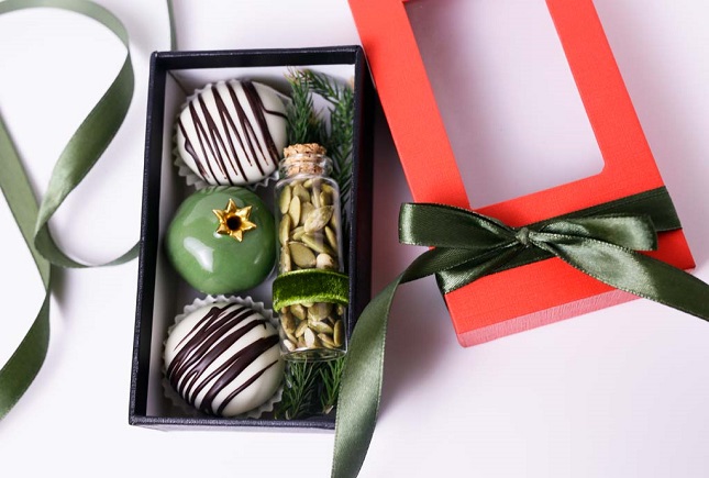 حال و هوای خرید هدیههای یلدایی در شب چله امسال حال و هوای خرید هدیههای یلدایی در شب چله امسال