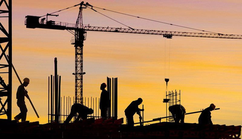 ۴۰۰ هزار کارگر ساختمانی زیر چتر بیمه میروند بیمه کارگران ساختمانی