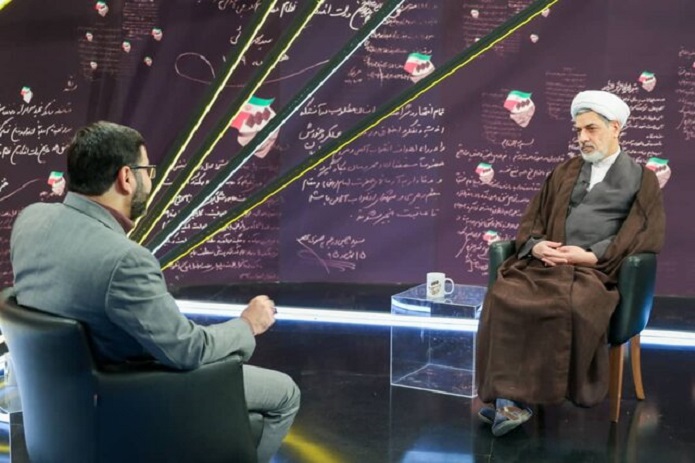 بیحجابی به معنی بیدینی نیست بیحجابی