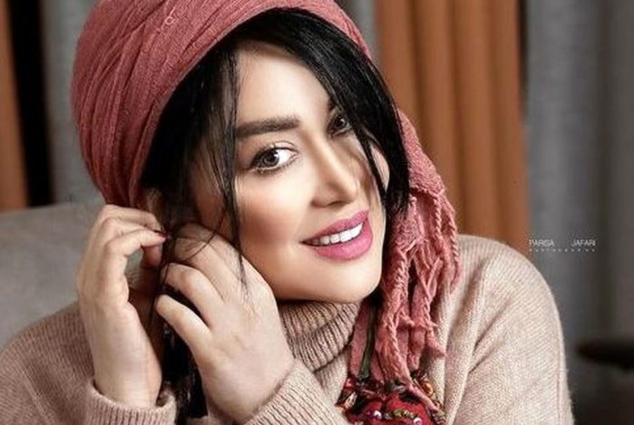 سلفی جذاب سارا منجزی پور از زاویه‌ای متفاوت + عکس