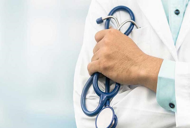 افزایش مهاجرت پزشکان؛ جاذبه کشورها مقصد یا دافعه نظام سلامت ایران؟ افزایش مهاجرت پزشکان؛ جاذبه کشورها مقصد یا دافعه نظام سلامت ایران؟