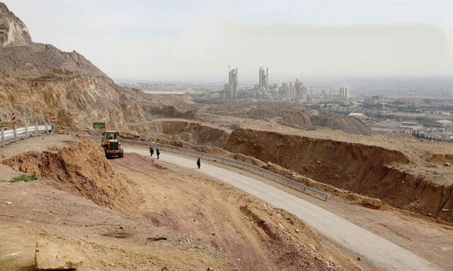 بهرهبرداری از کوه «بیبی شهربانو» مجوز دارد بهرهبرداری از کوه «بیبی شهربانو» مجوز دارد