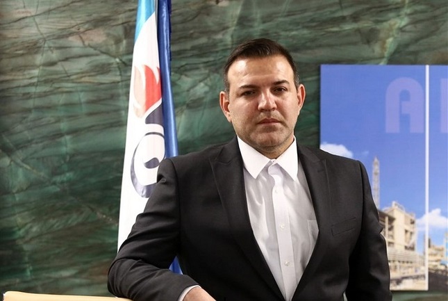 دریافتی ۶۶۷ میلیون تومانی عزیزی خادم در یک سال دریافتی ۶۶۷ میلیون تومانی عزیزی خادم در یک سال