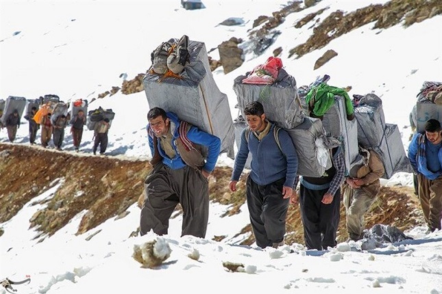 مهلت یک ماهه برای ساماندهی کولبران