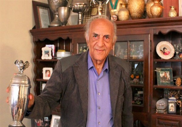 ماجرای کلاهبرداری خواننده لسآنجلسی از اسطوره ایران! ماجرای کلاهبرداری خواننده لسآنجلسی از اسطوره ایران!