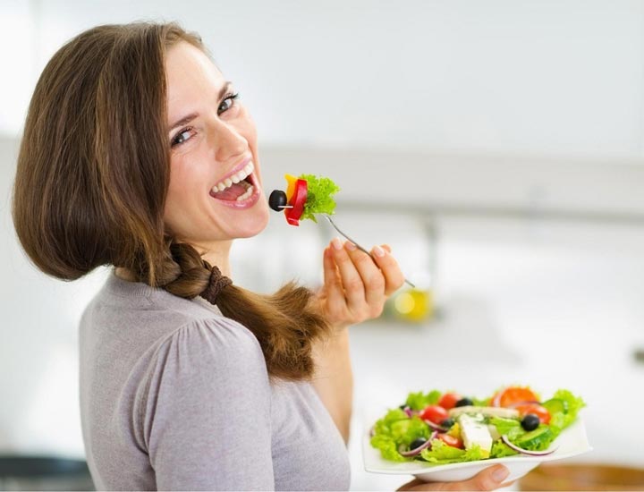 افراد بالای ۴۰ سال بخوانند