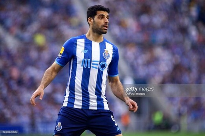 حضور طارمی در بازی سرنوشت ساز مقابل بنفیکا طارمی