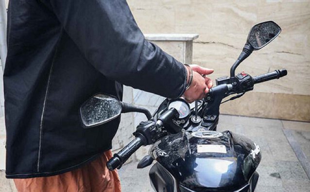 پسر ۱۸ ساله موتورهای شهرری را میدزدید سارق موتورسیکلت های شهرری