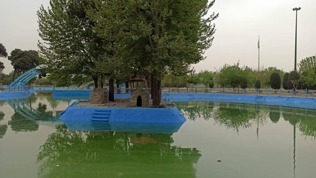 دریاچه شقایق در جنوب تهران احیا شد دریاچه شقایق در جنوب تهران احیا شد