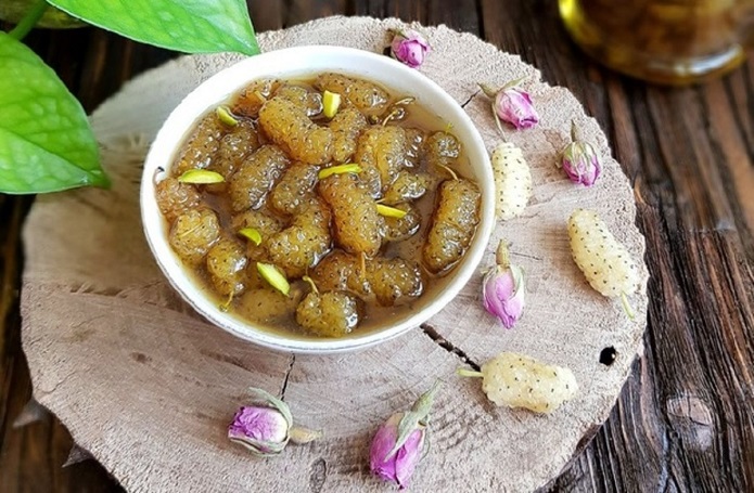 طرز تهیه مربای توت سفید مربای توت سفید