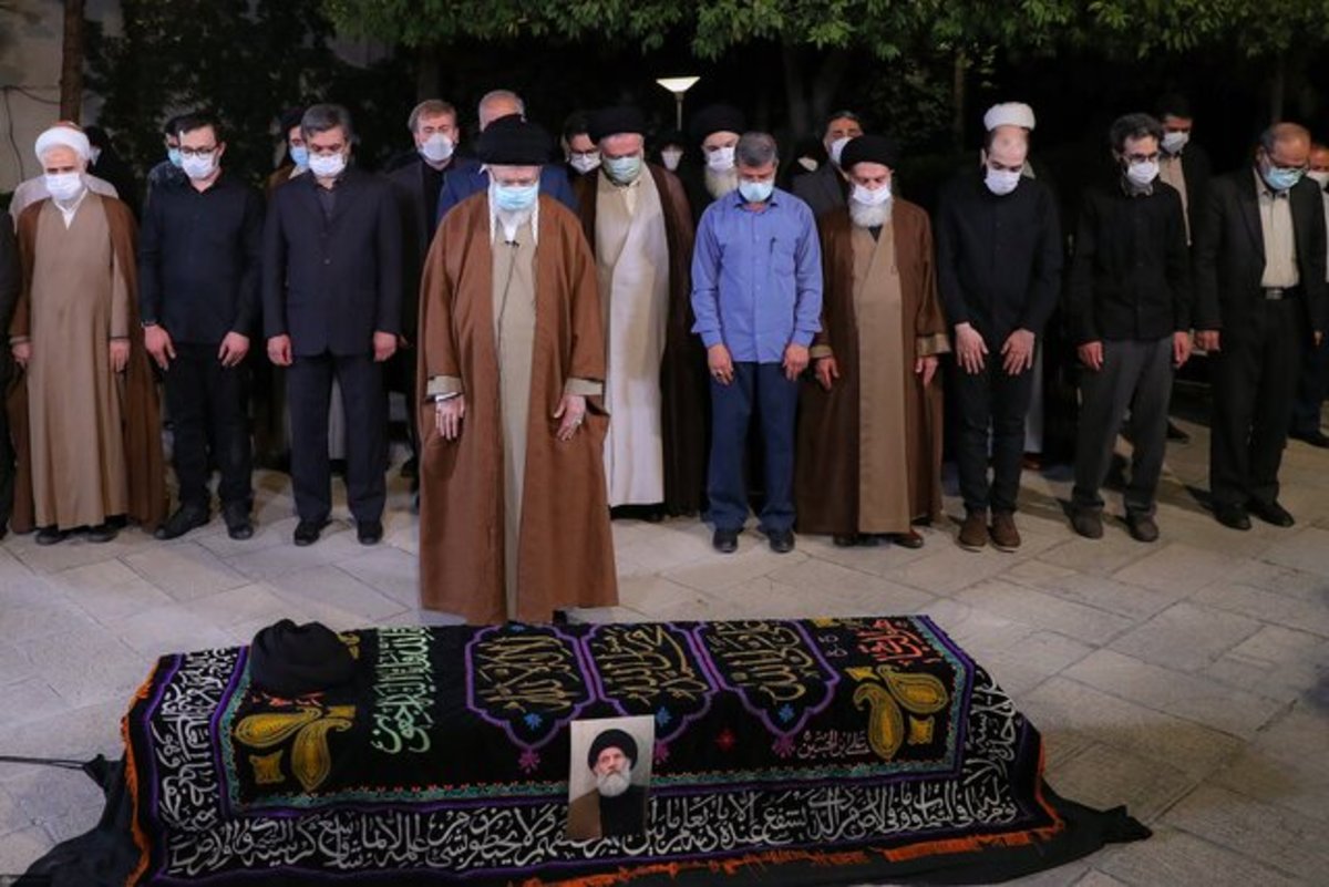 رهبر انقلاب رهبر انقلاب