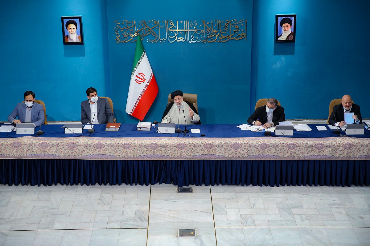 خودکفایی در کالاهای اساسی مسألهای راهبردی است خودکفایی در کالاهای اساسی مسألهای راهبردی است